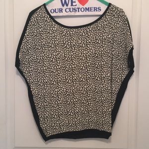 Unique Drape-back top!